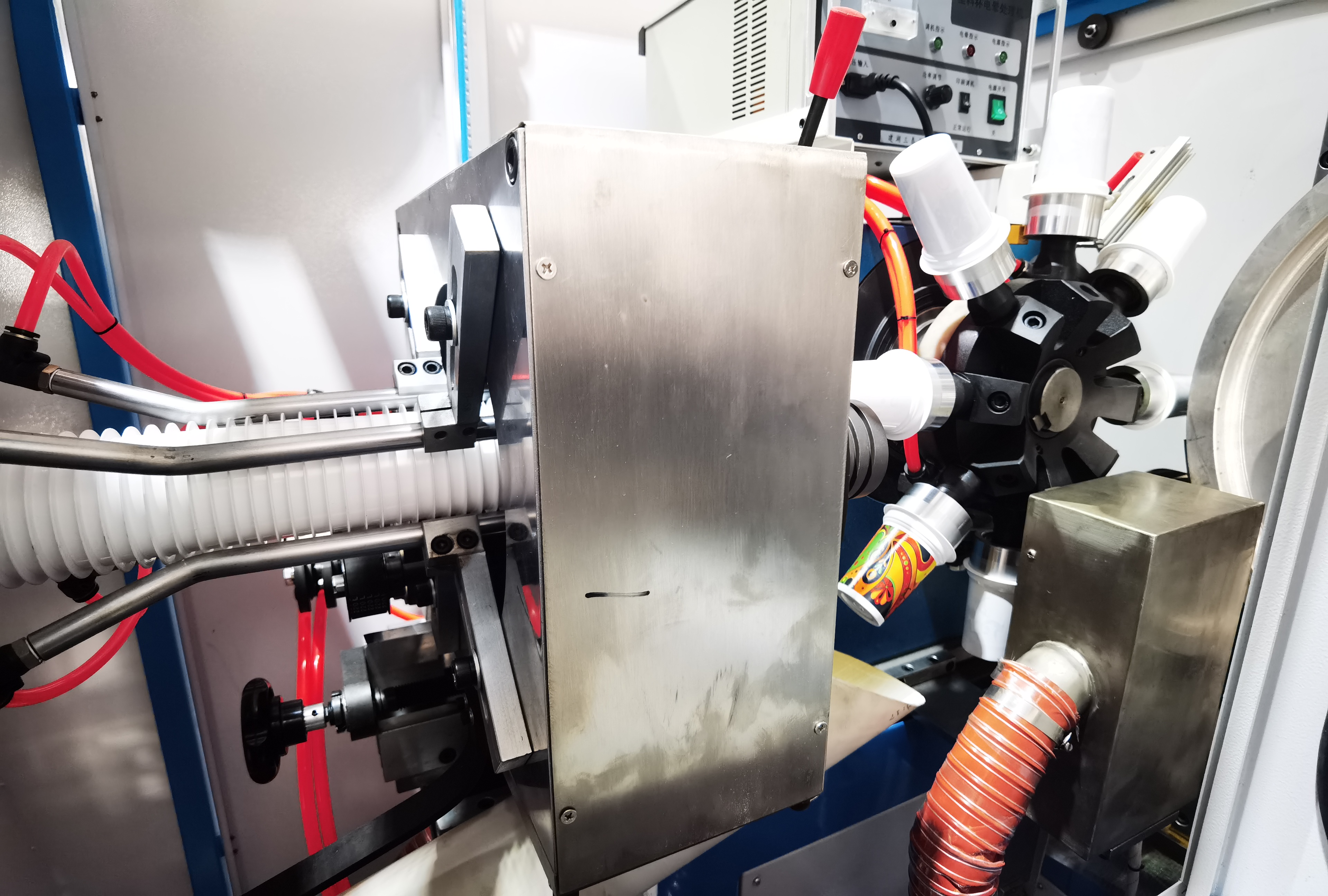 Feeding Device of Multi-color Curved Offset Press Cup Printing Machine