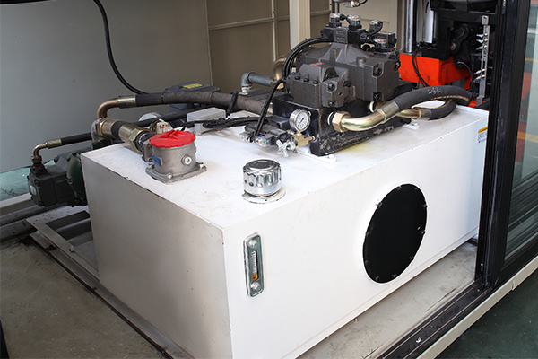 plastic cup thermoforming machine