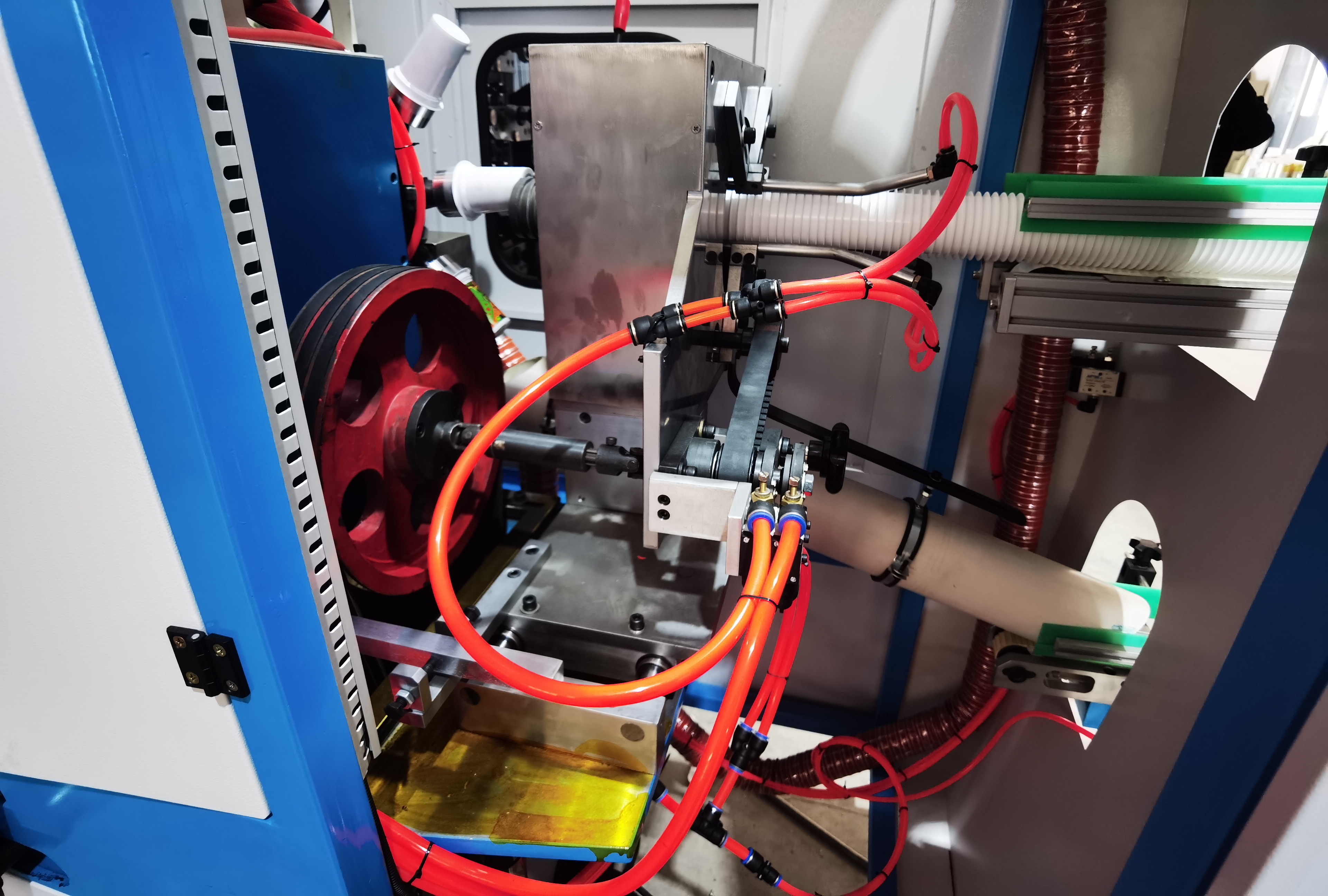 Distribution Device of Multi-color Curved Offset Press Cup Printing Machine